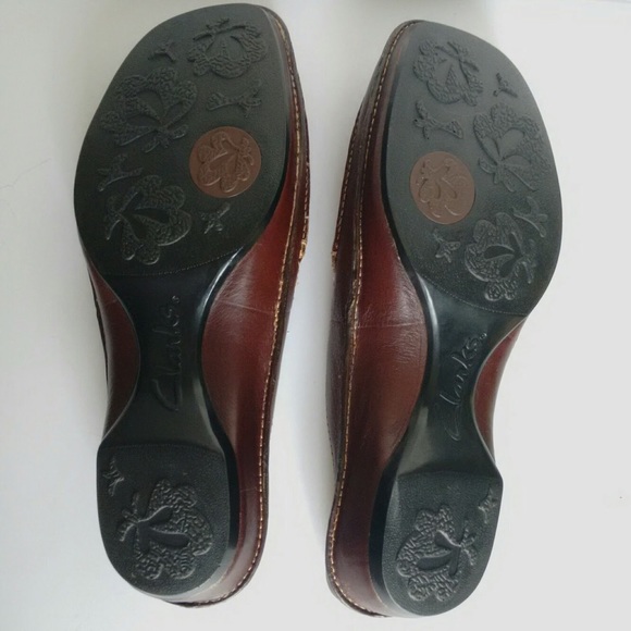 ✨Clarks Leather Slides - Picture 4 of 4